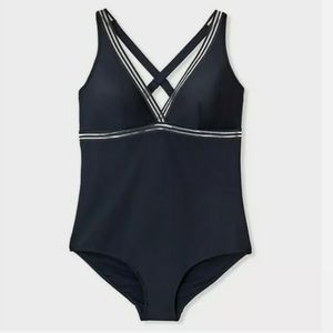 - Black shadow stripe inset wireless one piece swimsuit